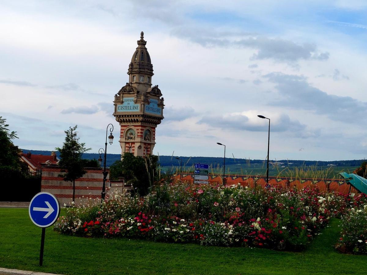 Epernay Capital De Champagne Leilighet Eksteriør bilde